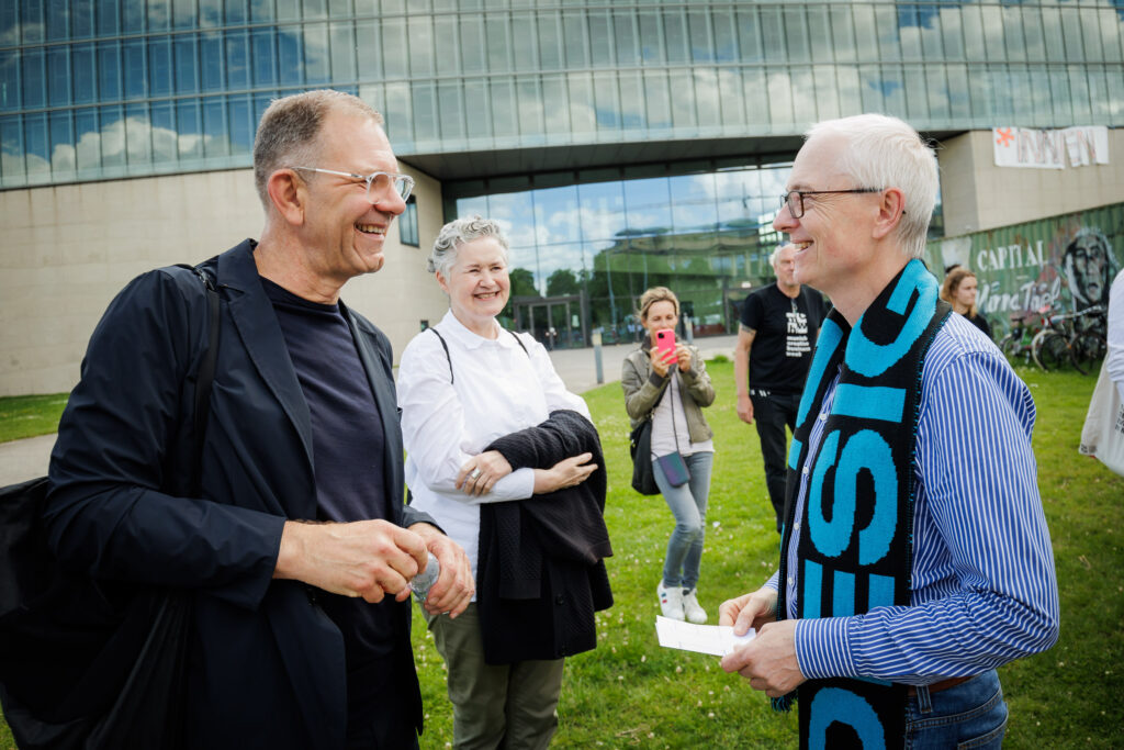 Marian Wilhelm - Designbus